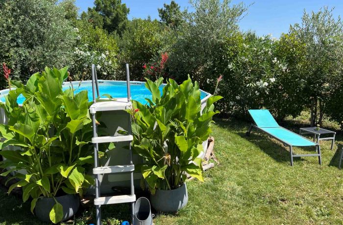 Meublé de tourisme aux Prés des Lones à Aubord piscine hors sol