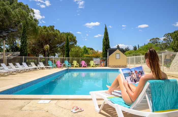 Camping le mas de mourgues en camargue piscine