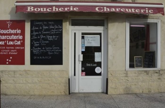 Lou Cat butcher shop in Aubord
