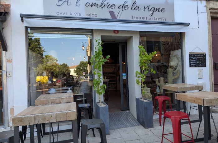 In the shade of the Vauvert vineyard