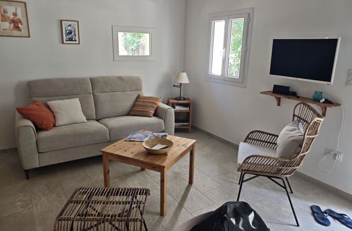 Gîte La Maison de Gardian in Gallician, Gard, Occitanie, living room